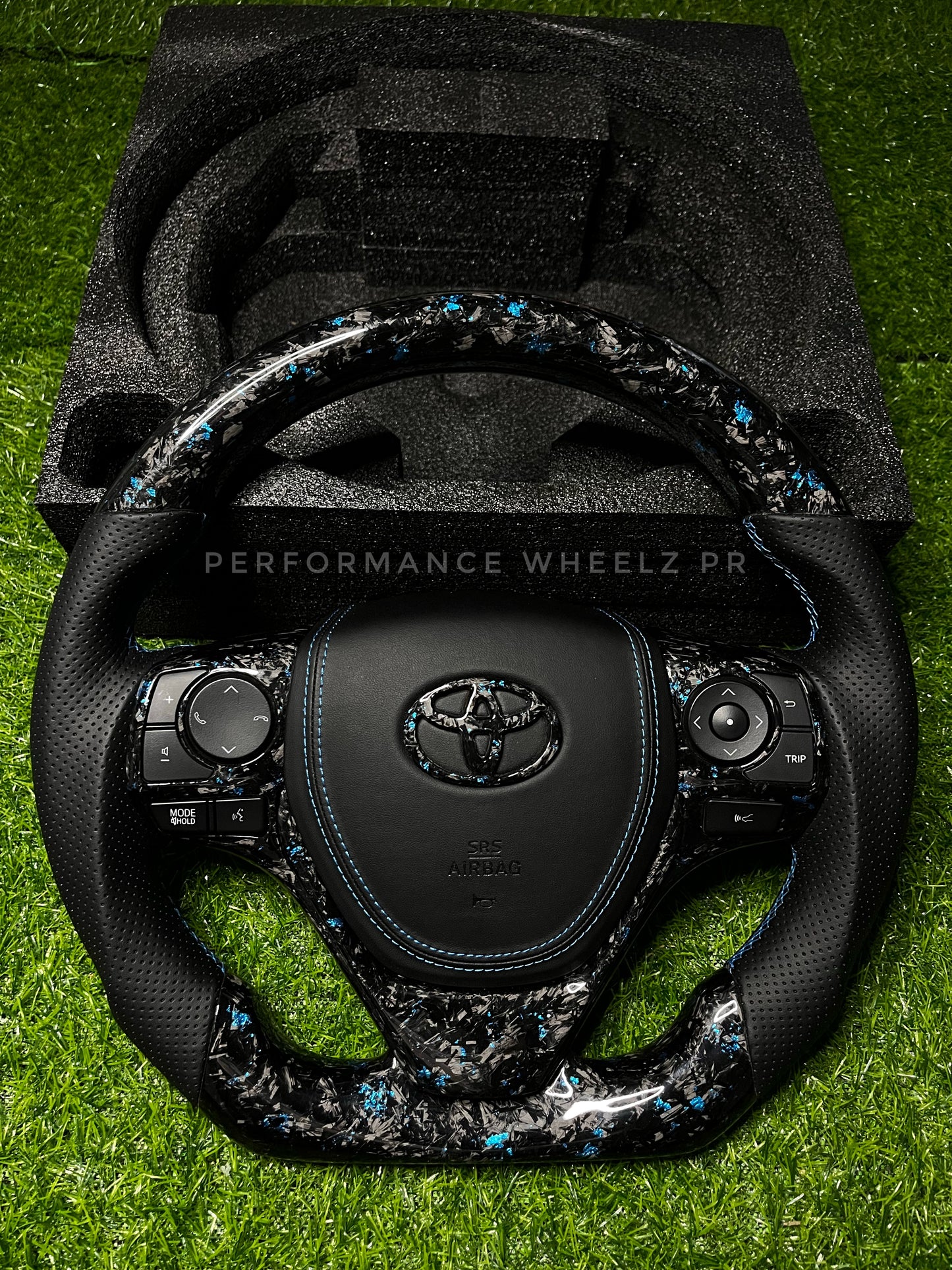 Toyota Corolla/ iM / RAV4 2014-2019 Carbon Steering Wheel