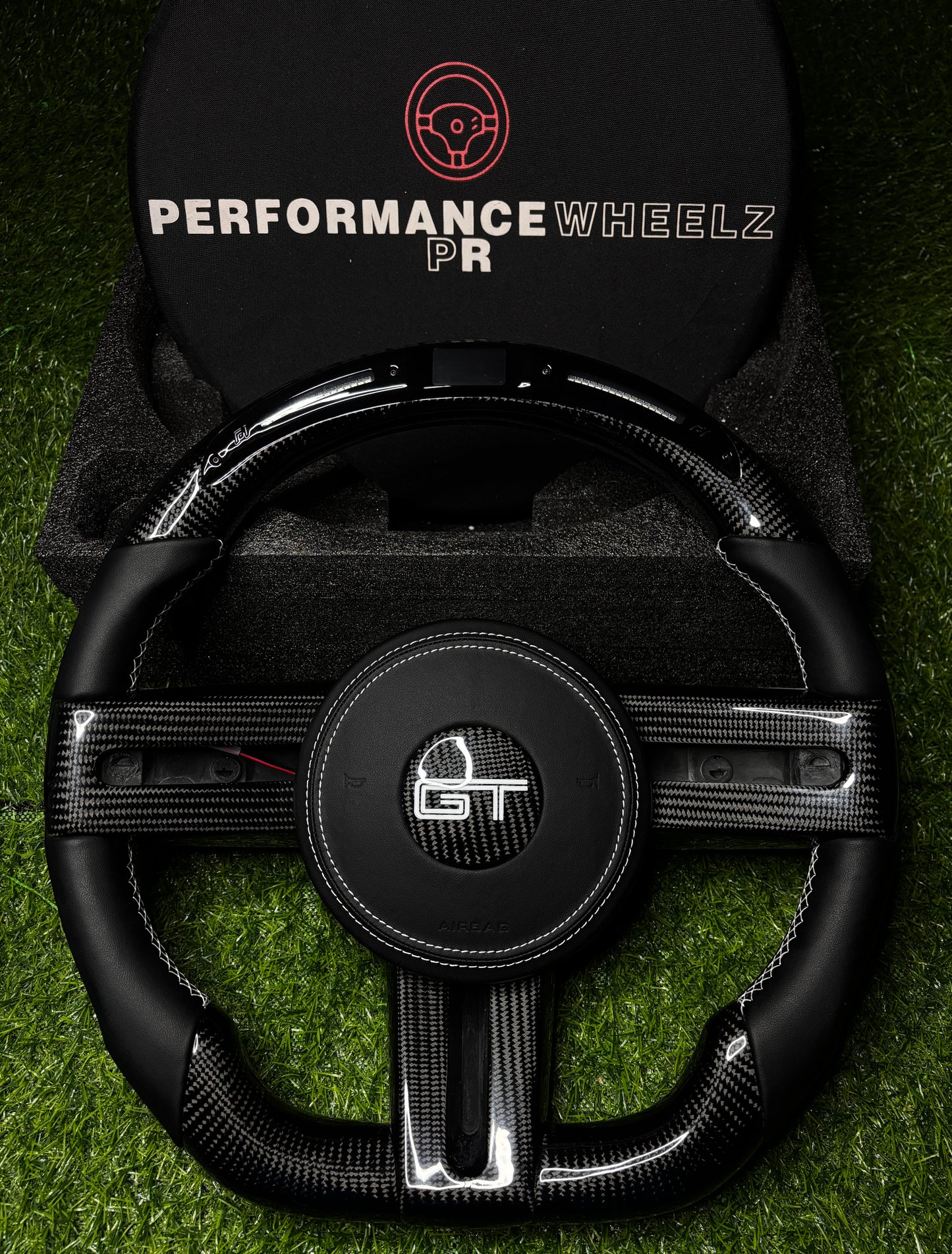 Mustang 2006 - 2014 Carbon Steering Wheel