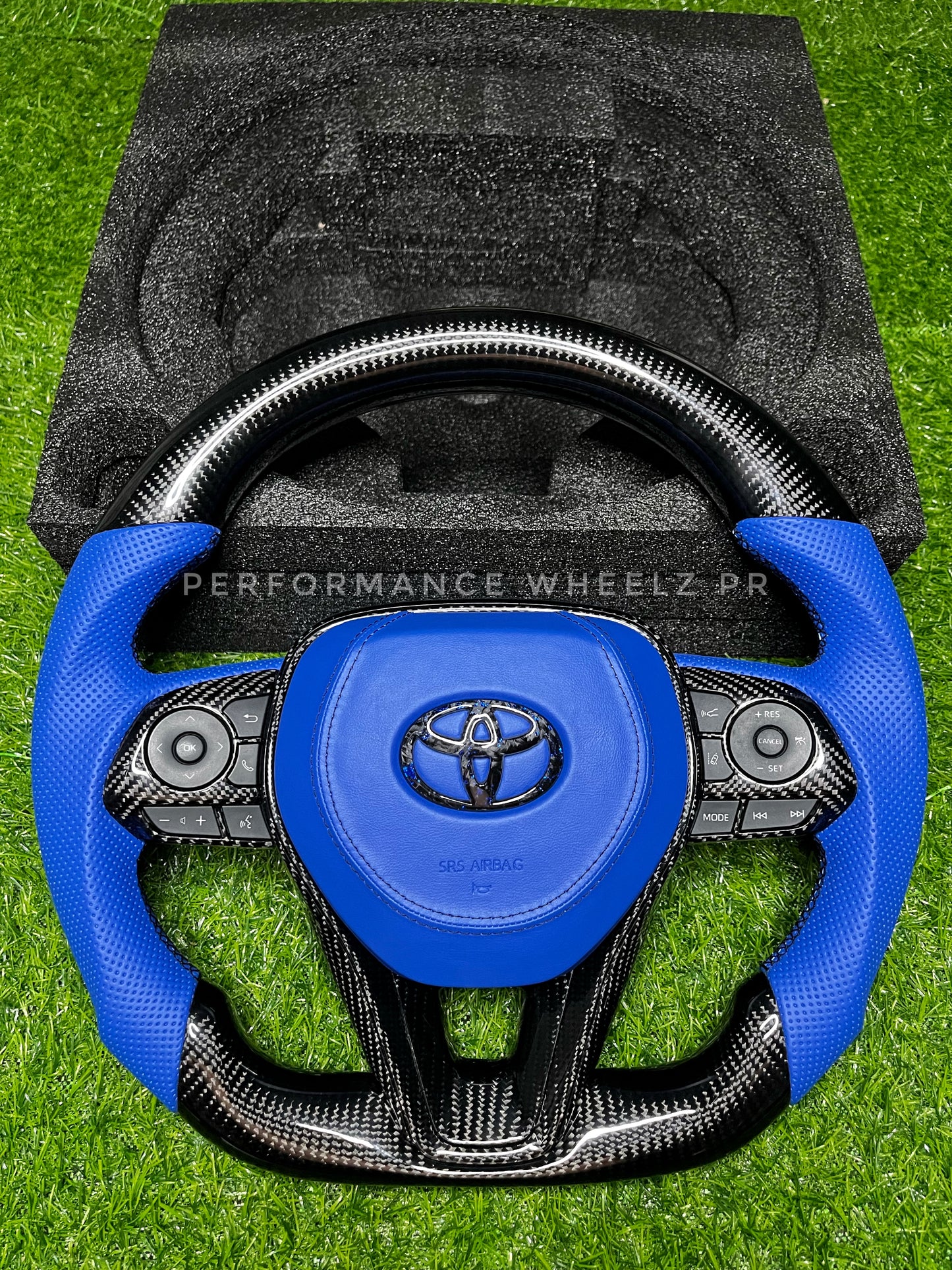 Toyota Corolla / Rav4 / Cross 2020+ Carbon Steering Wheel