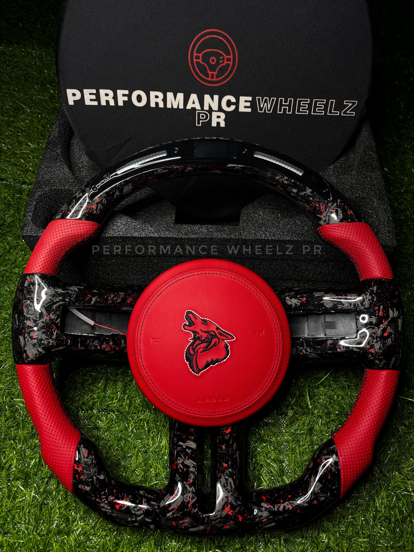 Mustang 2006 - 2014 Carbon Steering Wheel