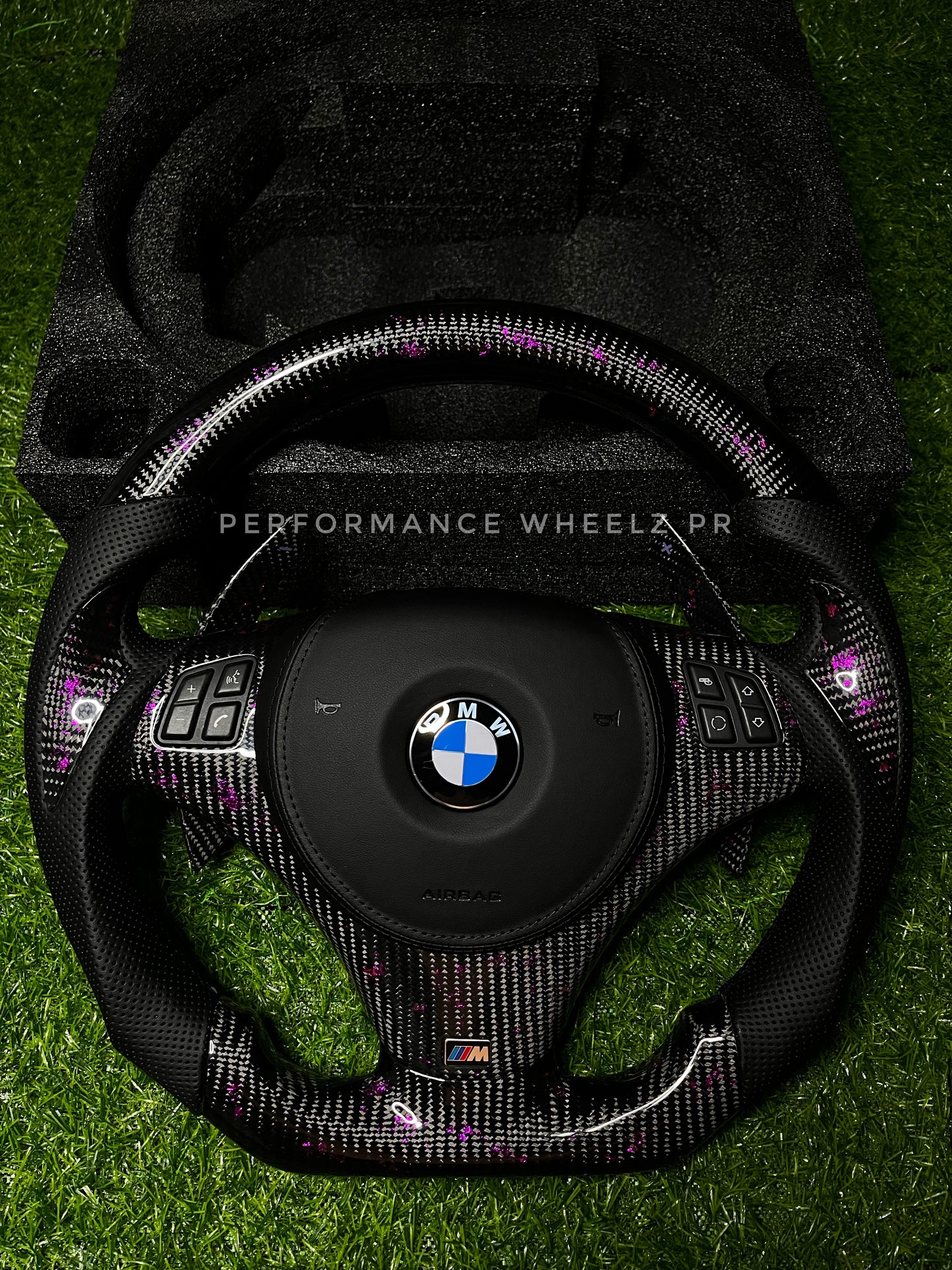 BMW E88/E90/E91/E92/E93 Carbon Steering Wheel