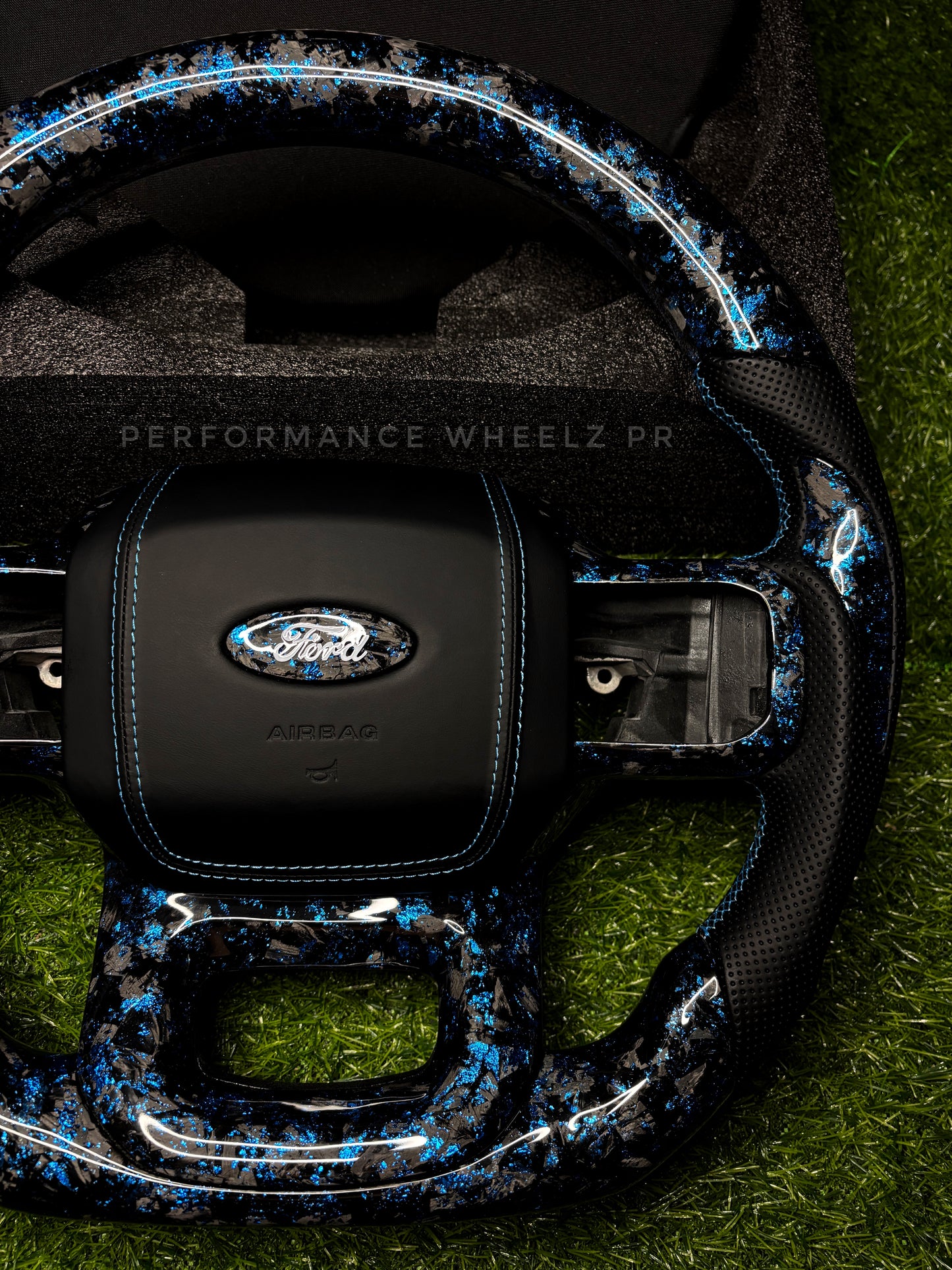 Ford RAPTOR / F150 / F250 Carbon Fiber Steering Wheel