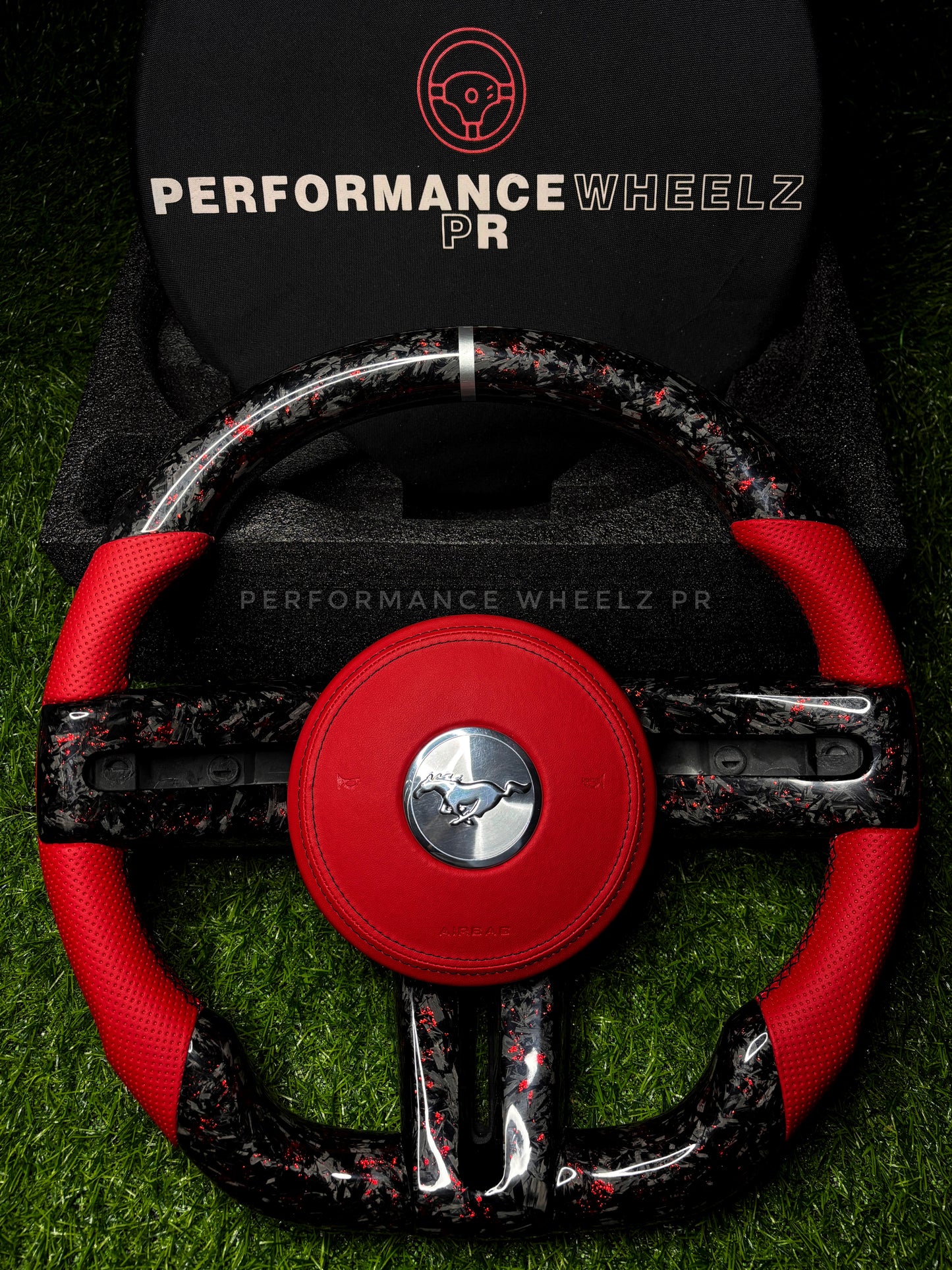 Mustang 2006 - 2014 Carbon Steering Wheel